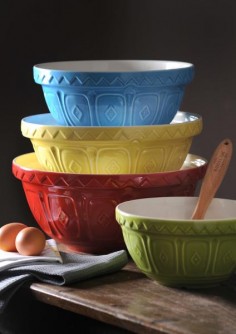 Mixing bowls/Bakeware